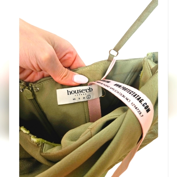 Stunning House of CB Corset dress in Olive green NWT Myrna - Picture 4 of 4